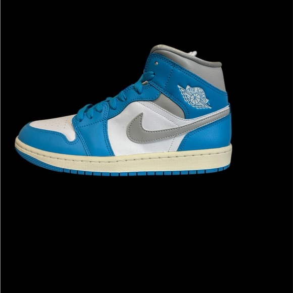 AIR JORDAN 1 MID WOMEN SHOES - Picture 1 of 8
